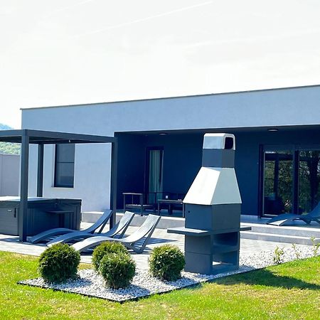 K Relax Place, Varazdinske Toplice, Modern Home With Sauna, Jacuzzi, Wifi ภายนอก รูปภาพ
