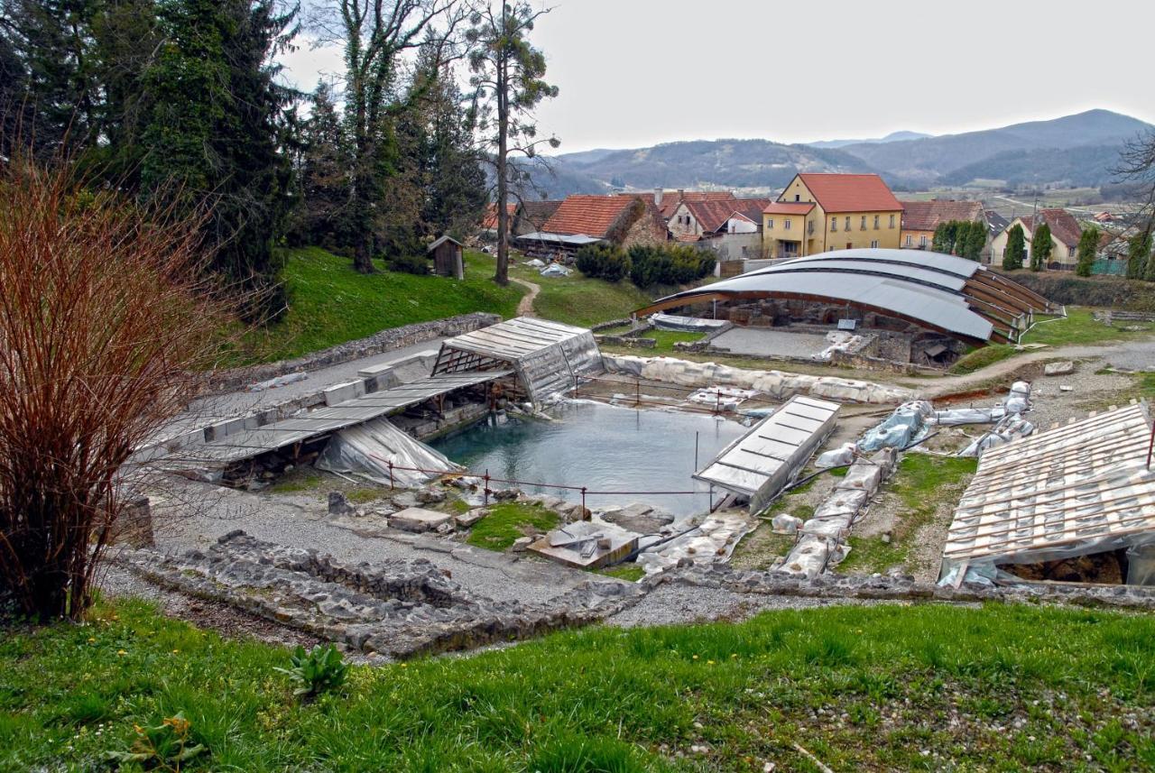 K Relax Place, Varazdinske Toplice, Modern Home With Sauna, Jacuzzi, Wifi ภายนอก รูปภาพ
