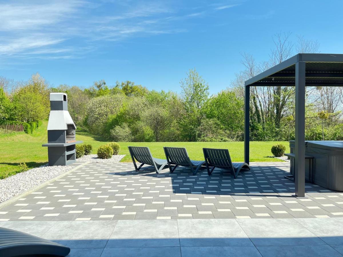 K Relax Place, Varazdinske Toplice, Modern Home With Sauna, Jacuzzi, Wifi ภายนอก รูปภาพ