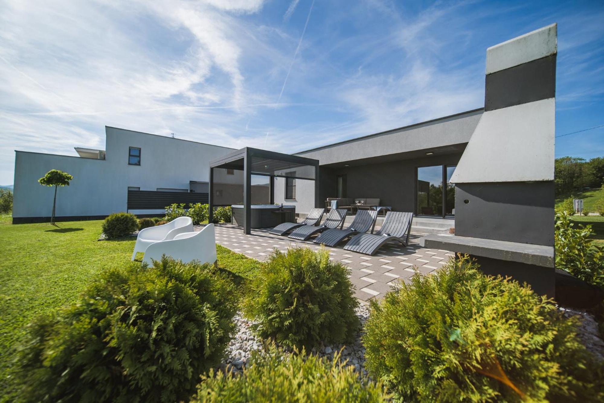 K Relax Place, Varazdinske Toplice, Modern Home With Sauna, Jacuzzi, Wifi ภายนอก รูปภาพ