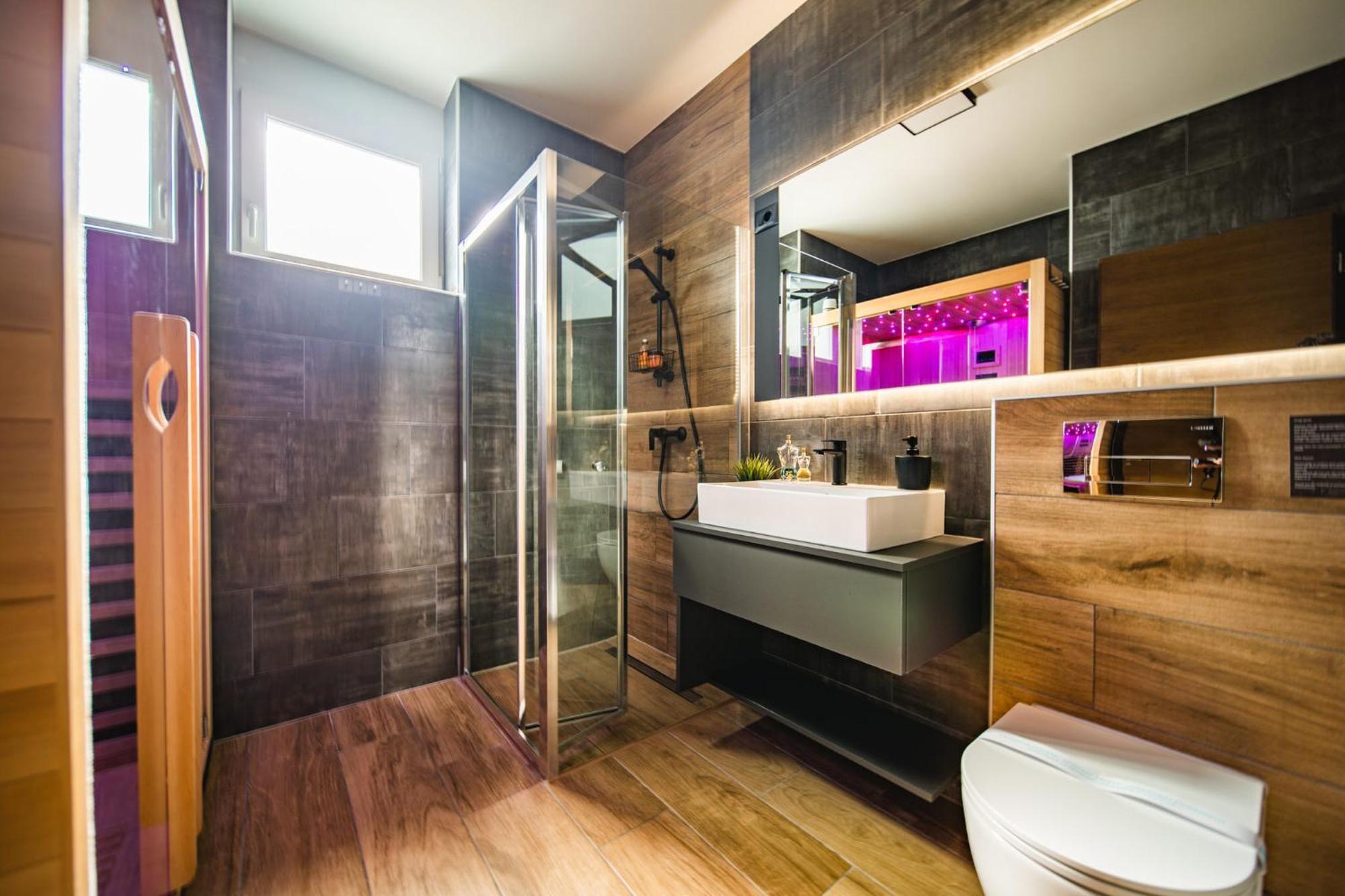 K Relax Place, Varazdinske Toplice, Modern Home With Sauna, Jacuzzi, Wifi ภายนอก รูปภาพ
